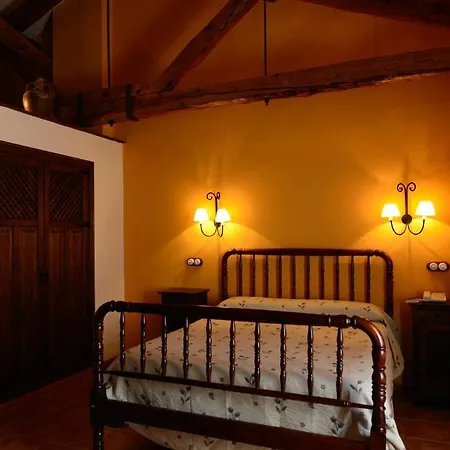 Caserón De La Fuente 3* Albarracín