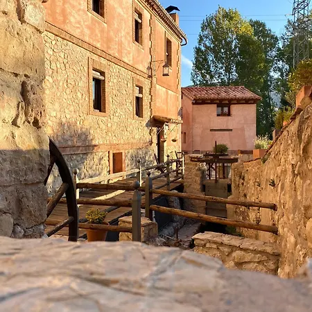 Caserón De La Fuente