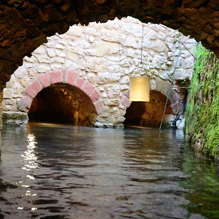Hotel Caserón De La Fuente 3*
