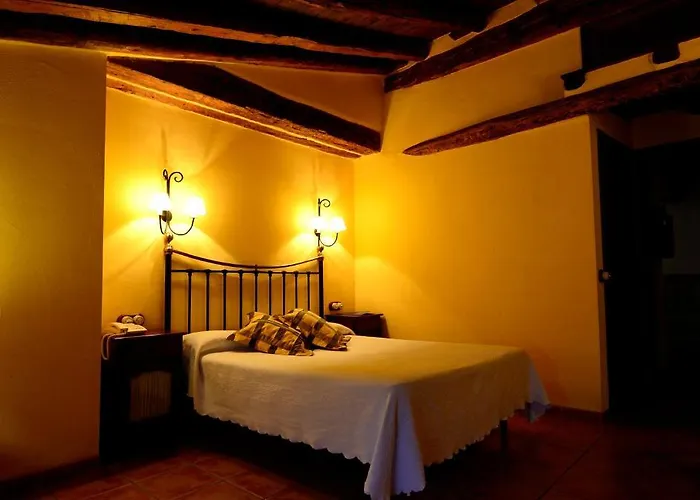 Caserón De La Fuente 3* Albarracín