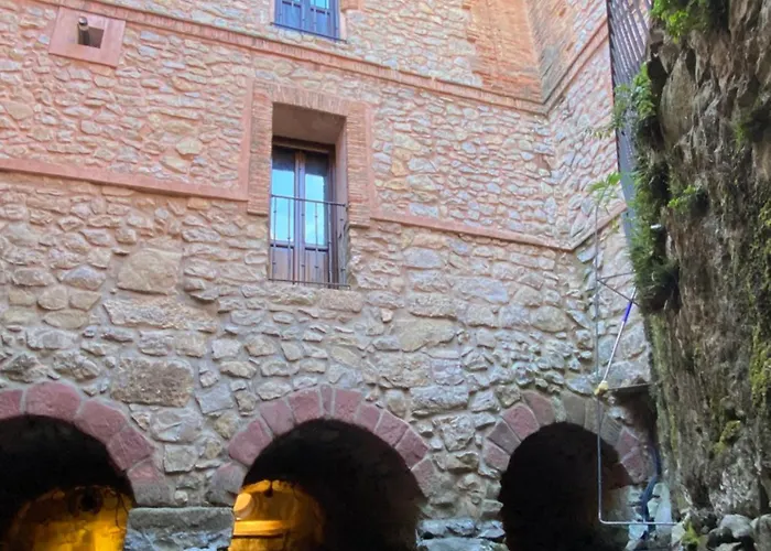 Caserón De La Fuente Hotel