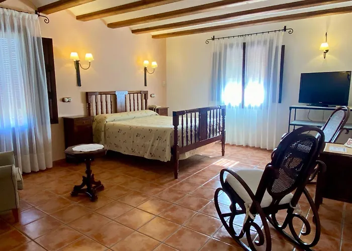 Hotel Caserón De La Fuente 3*